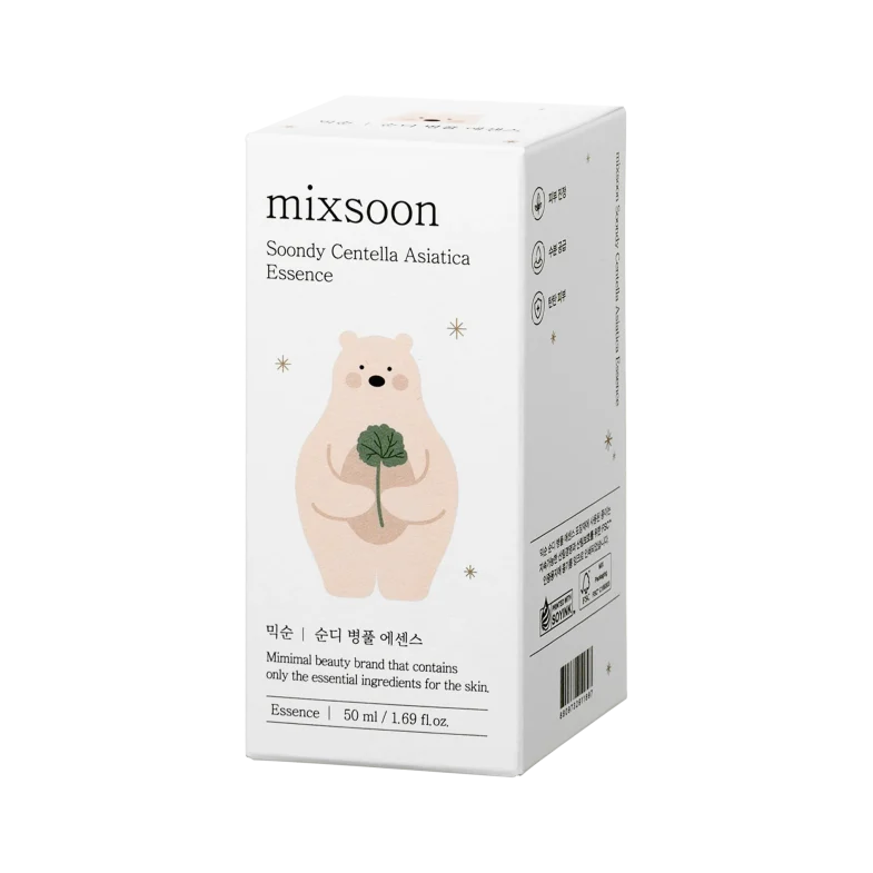 Pakiranje proizvoda "mixsoon Soondy Centella Asiatica Essence", korejske kozmetike, s ilustracijom medvjeda koji drži list, povezano s pojmovima "divote cosmetics" i "Korean cosmetics".