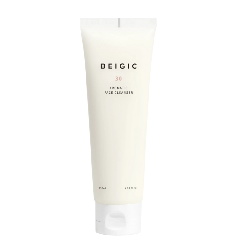 Tuba Beigic aromatičnog sredstva za čišćenje lica od 130 ml, predstavljena kao dio korejske kozmetike, dostupna u ponudi Divote Cosmetics.