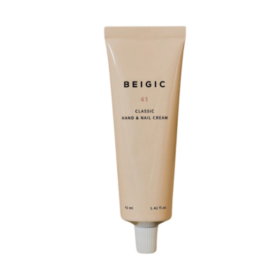 Beigic Classic Hand & Nail Cream tuba s volumom od 42 ml, proizvoda koji pripada korejskoj kozmetici, dostupnog u Divote Cosmetics.