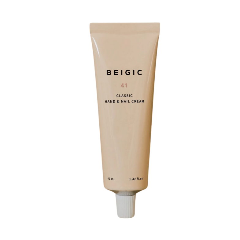 Beigic Classic Hand & Nail Cream tuba s volumom od 42 ml, proizvoda koji pripada korejskoj kozmetici, dostupnog u Divote Cosmetics.
