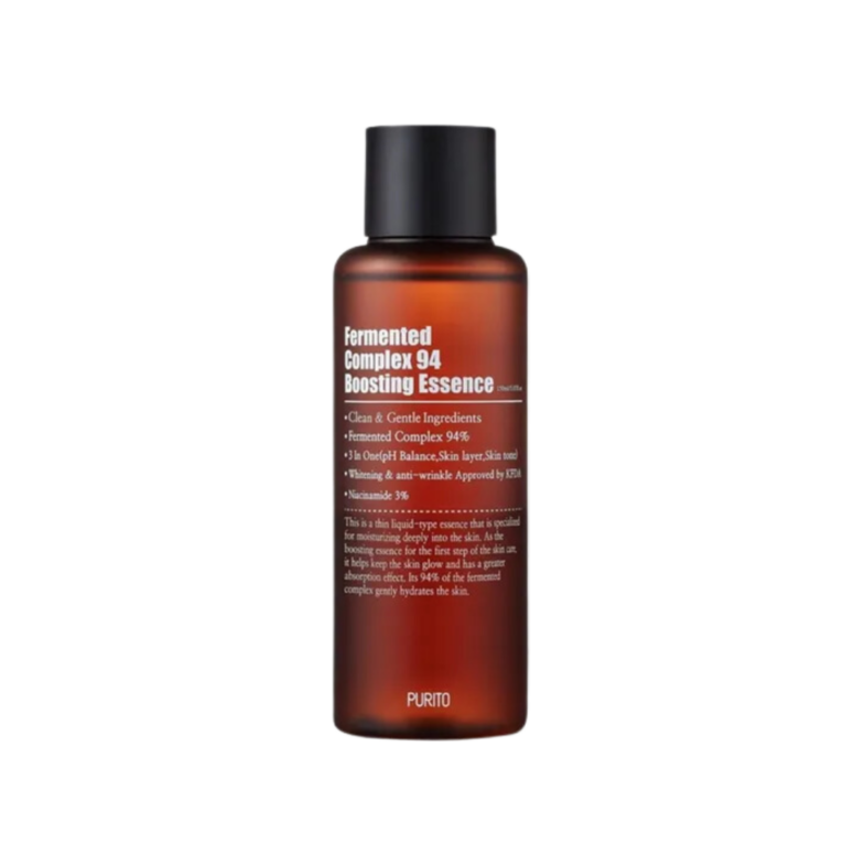 Smeđa bočica proizvoda 'Fermented Complex 94 Boosting Essence' proizvođača Purito, koji pripada liniji korejske kozmetike Divote Cosmetics, poznate po hidratantnim i anti-aging svojstvima.