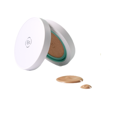 Kompaktni puder marke Divote Cosmetics s aplikatorom, ilustracija korejske kozmetike koja prikazuje tekući puder na bijeloj podlozi.