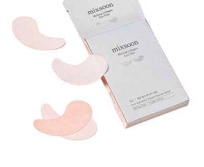Korejska kozmetika "Mixsoon Melting Collagen Eye Film" s bijelom kutijom i tri izložene zakrpe, dio asortimana "Divote Cosmetics".